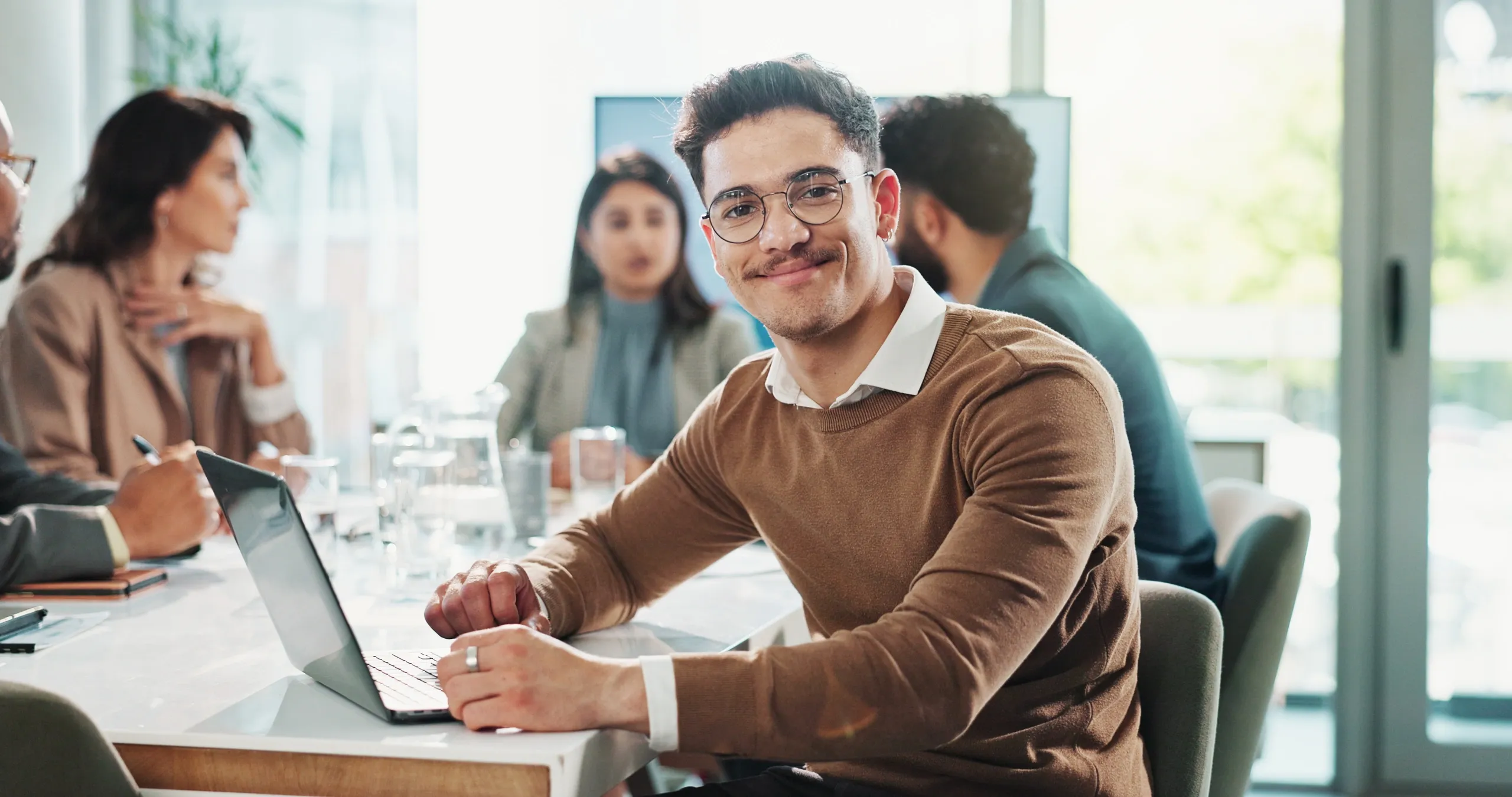 Entenda o que é RH Business Partner, sua importância no RH estratégico e como esse profissional impulsiona resultados nas organizações.