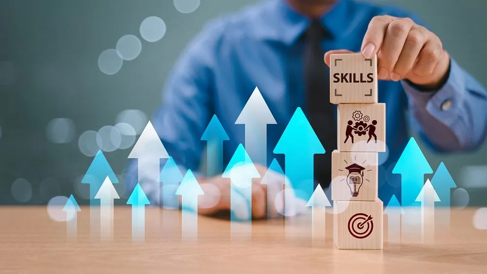 Entenda como o upskilling e o reskilling ajudam empresas a desenvolver competências, enfrentar mudanças de mercado e fortalecer equipes.